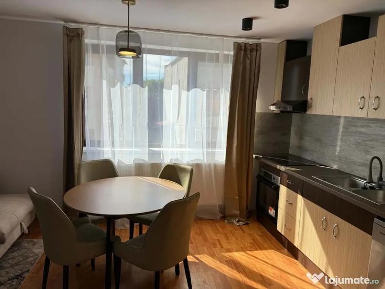 Apartament cu 2 camere semidecomandat în Europa