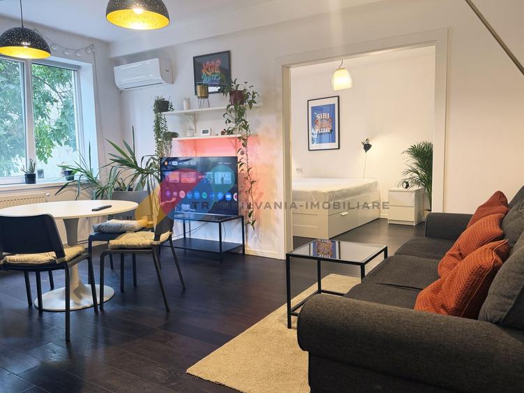 Apartament cu 3 camere decomandat în Horea