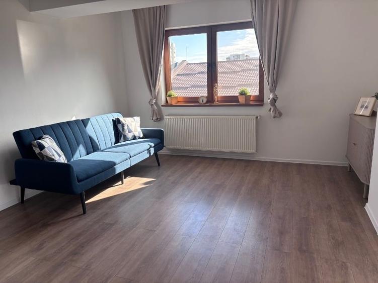 Apartament cu 2 camere semidecomandat, mobilat în Lujerului