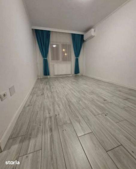 Apartament cu 4 camere decomandat în Rogerius