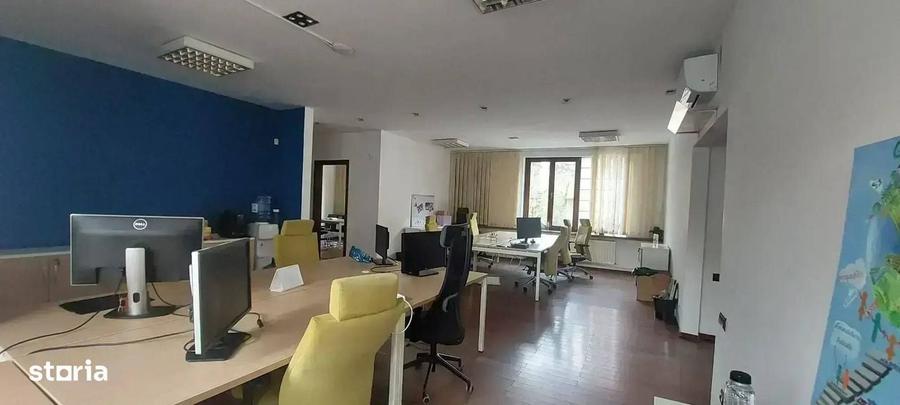 Apartament cu 4 camere decomandat în Dorobanți