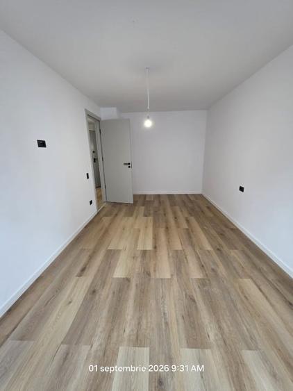 Apartament cu 2 camere decomandat în Torontalului