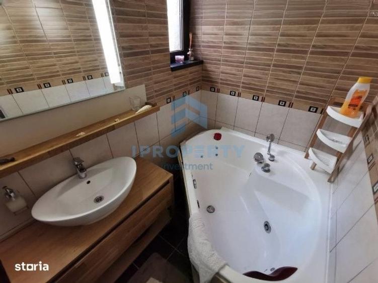 Apartament cu 2 camere decomandat în Victoriei