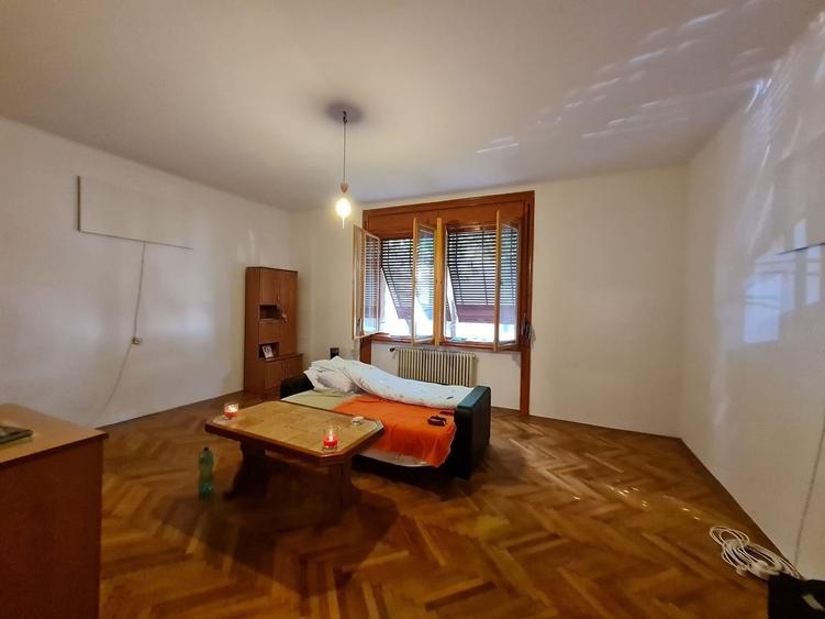 Apartament cu 2 camere semidecomandat, mobilat în Ultracentral