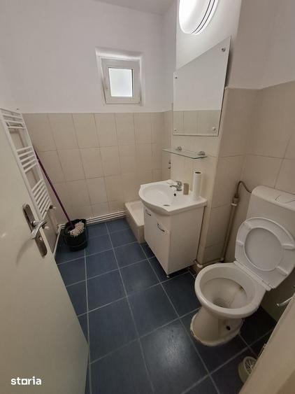 Apartament cu 4 camere în Central