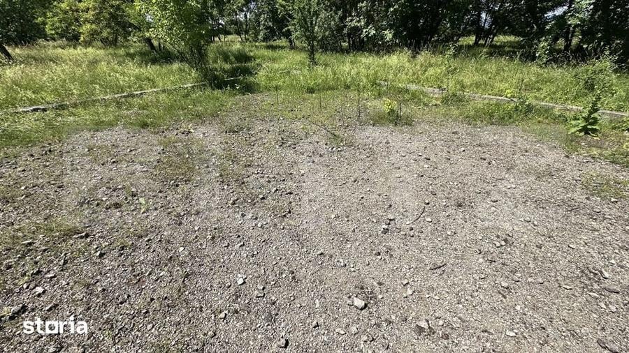 Teren de 2000 mp, în Sântuhalm
