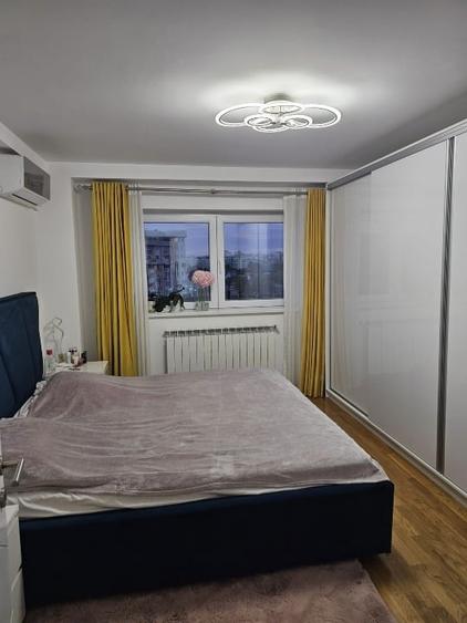 Apartament cu 3 camere decomandat, mobilat în P-ța Muncii