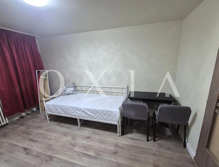 Garsonieră semidecomandată în Lipovei