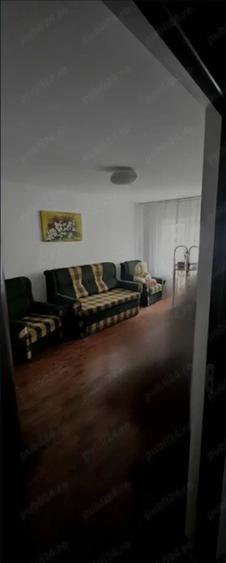 Apartament cu 2 camere decomandat în Rovinari