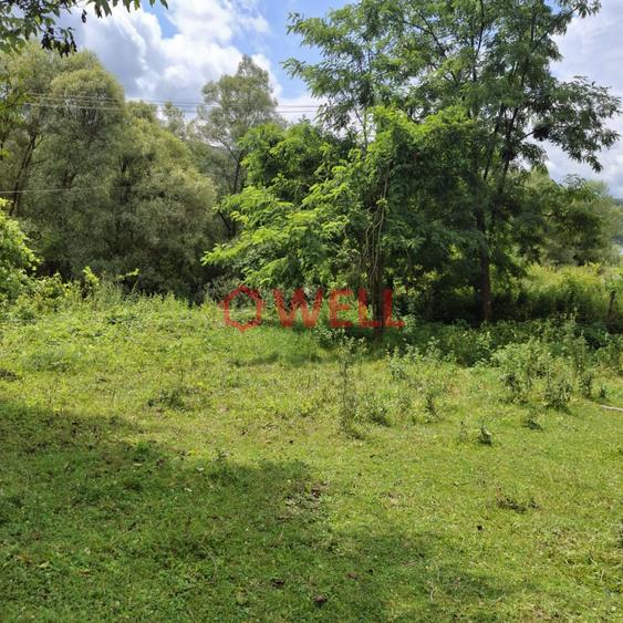 Teren Construcții intravilan de 2526 mp, în Bezidu Nou
