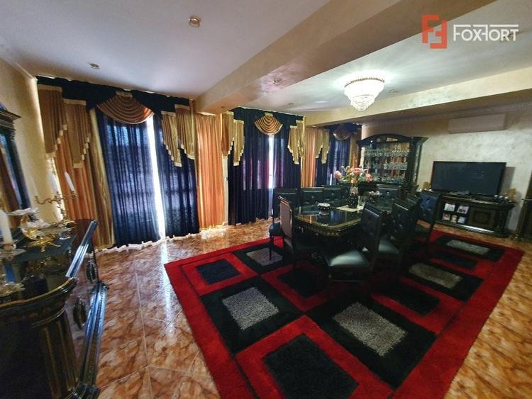 Casă individuală cu 5 camere cu Garaj în Denta