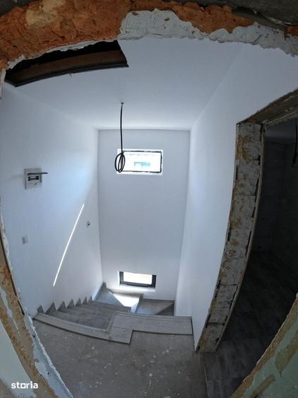 Casă cu 3 camere în Uiești