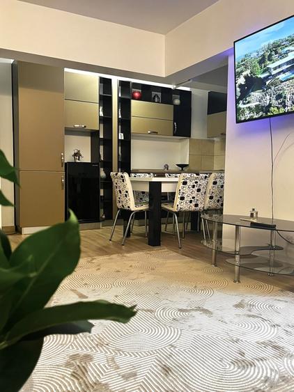 Apartament cu 2 camere decomandat, mobilat în Unirii