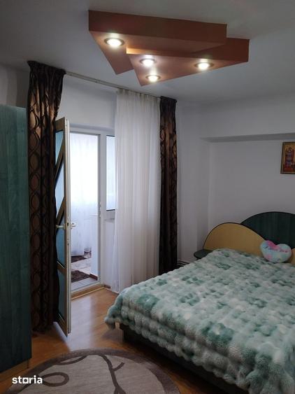 Apartament cu 3 camere decomandat în Dorobanți