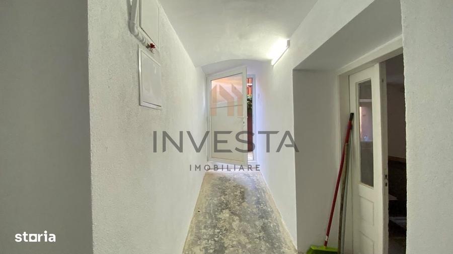 Apartament cu 2 camere semidecomandat în Gruia