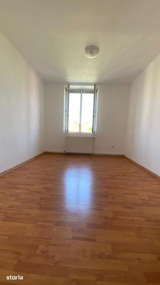 Apartament 2 camere, curte, Tractorul, Bra?ov - 8