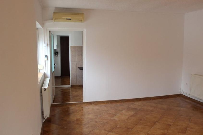 Duplex cu 1 camere cu Canalizare în Valu lui Traian