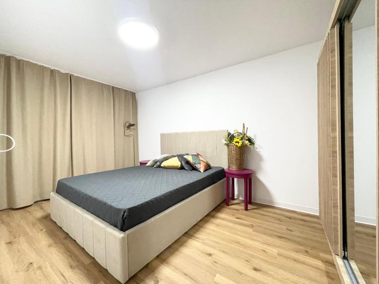 Apartament cu 2 camere semidecomandat, mobilat în Girocului