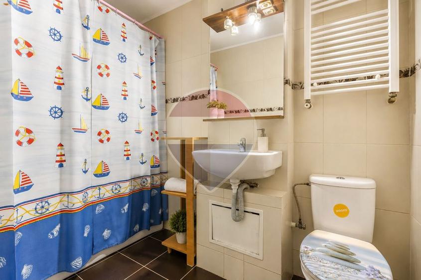 Apartament cu 3 camere decomandat în Baza 3
