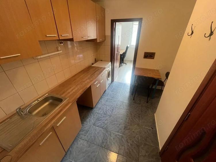 Garsonieră semidecomandată în Bucureștii Noi