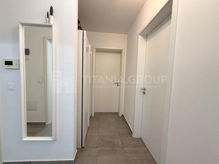 Apartament cu 2 camere decomandat, mobilat în Tractorul