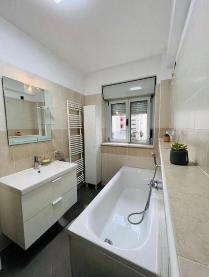 Apartament cu 2 camere decomandat în Dumbrăvița