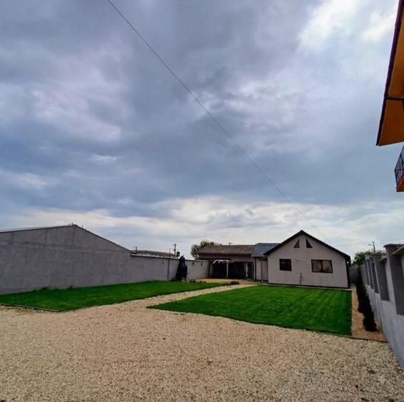 Casă cu 3 camere în Central