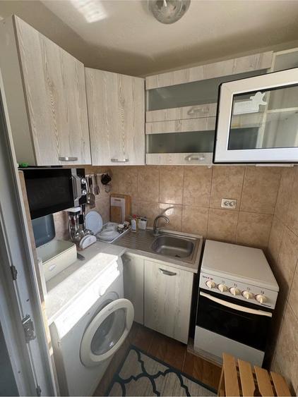 Apartament cu 3 camere decomandat în Tomis Nord
