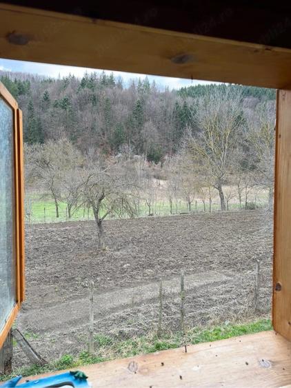 Casă cu 4 camere cu Teren 3100 Mp în Câmpuri
