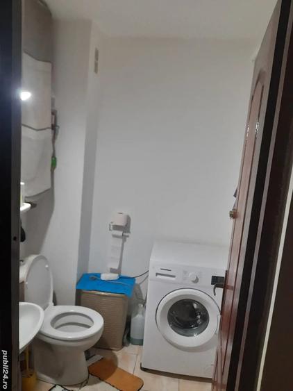 Apartament cu 3 camere decomandat în 1 Mai