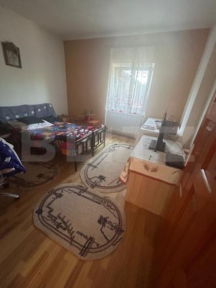 Casă individuală cu 5 camere cu Canalizare în Ghirodei