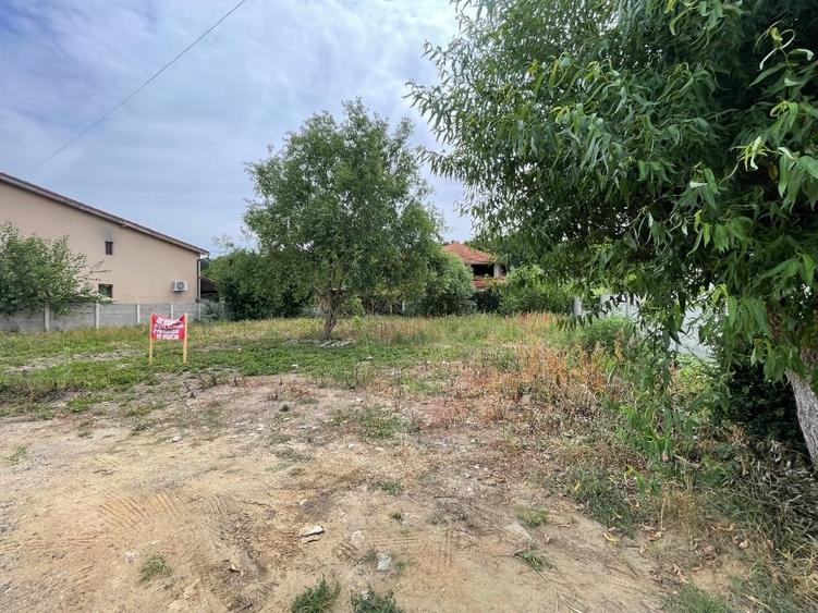 Teren Construcții intravilan de 707 mp, în Dumbrăvița