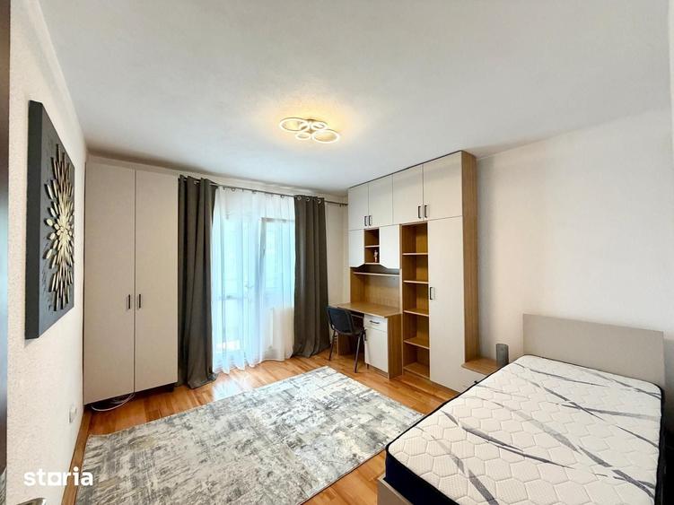 Apartament cu 4 camere decomandat în Trei Stejari