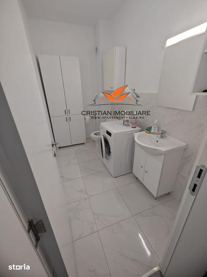 Apartament cu 3 camere decomandat în Cetate