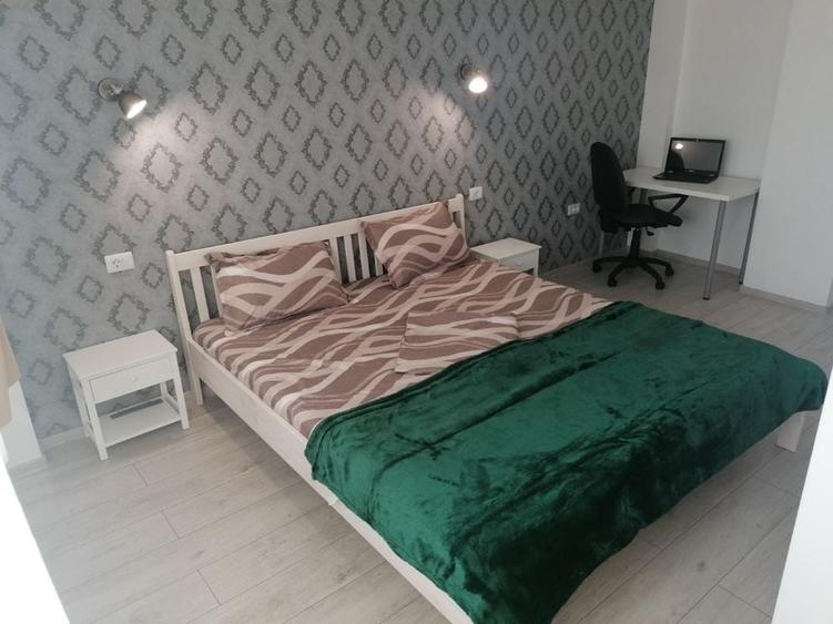 Apartament cu 2 camere decomandat în Sârbi