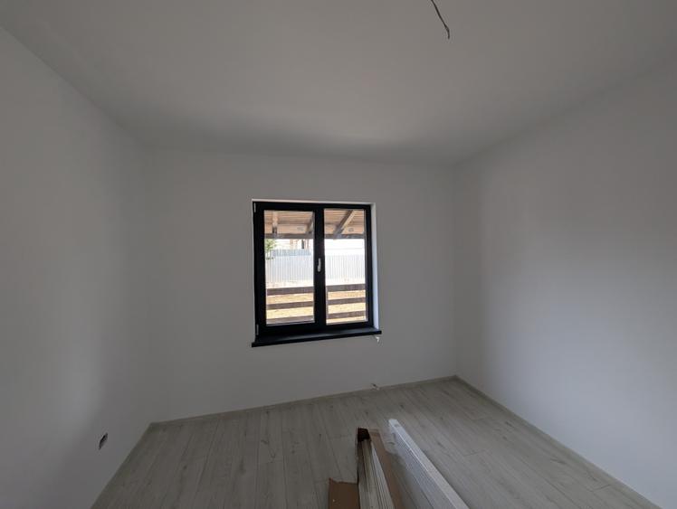 Casă individuală cu 3 camere cu Teren 400 Mp în Nord
