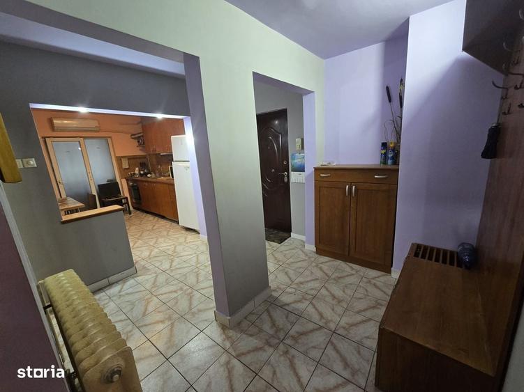 Apartament cu 3 camere decomandat în Luncă
