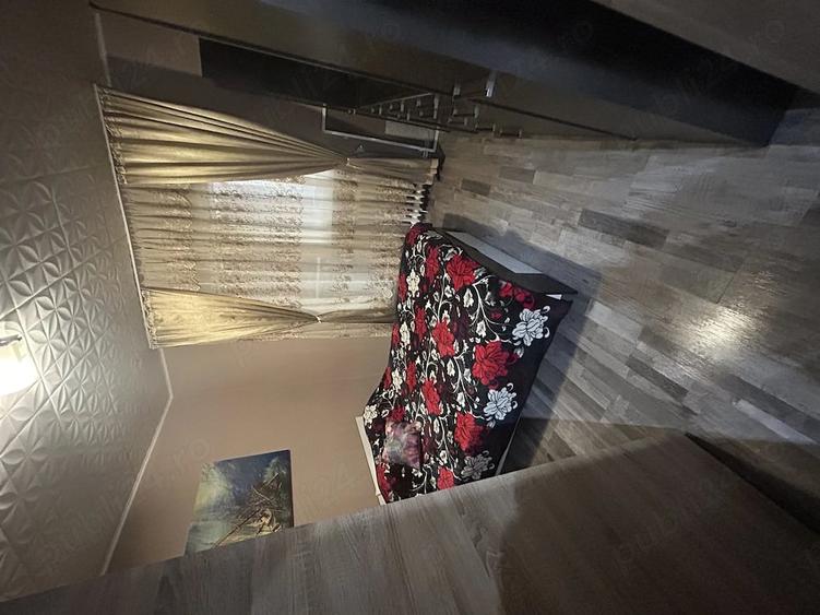 Apartament cu 5 camere decomandat în Central