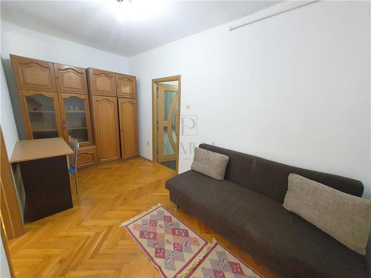 Garsonieră semidecomandată, mobilată în Complex Studențesc