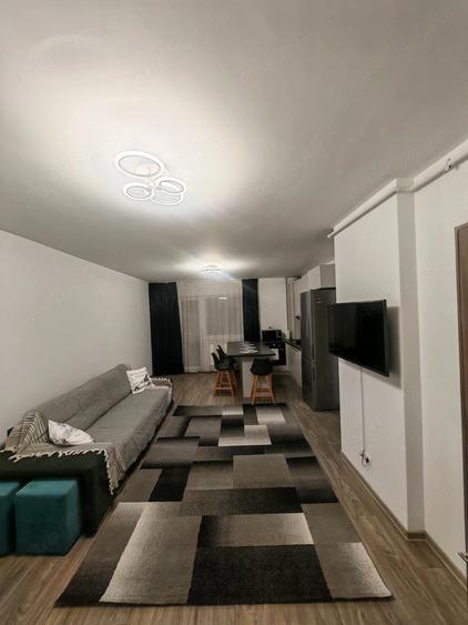 Apartament cu 2 camere decomandat în Florești
