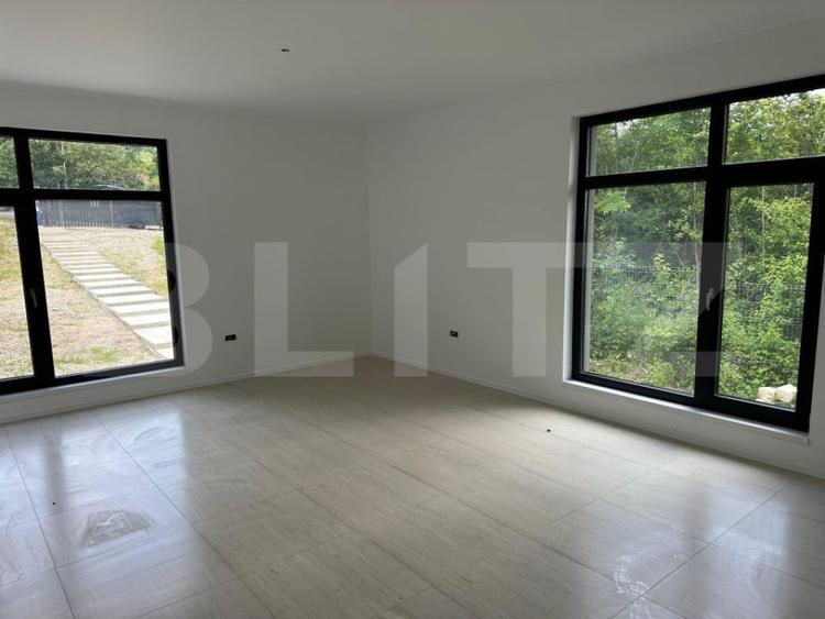 Casă cu 3 camere cu Teren 900 Mp în Răzvad