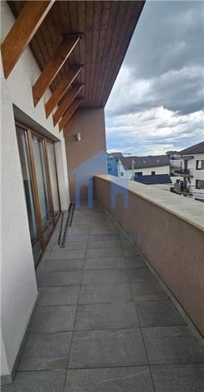 Apartament cu 3 camere decomandat în Bună Ziua