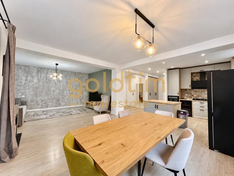 Duplex cu 5 camere cu Canalizare în Pipera