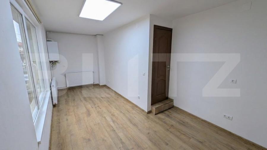 Apartament cu 2 camere semidecomandat în Cetate