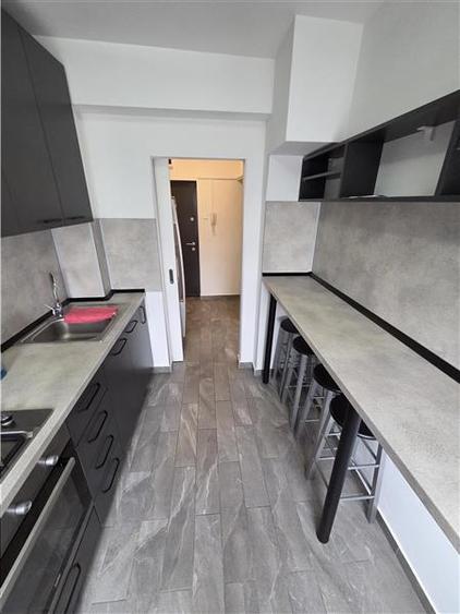 Apartament cu 2 camere semidecomandat în Chibrit