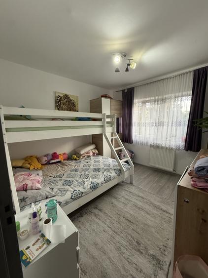 Apartament cu 2 camere decomandat, mobilat în Lipovei