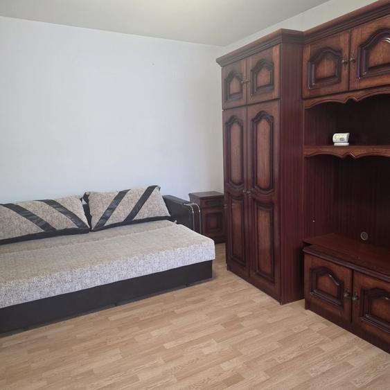 Garsonieră decomandată în Zorilor