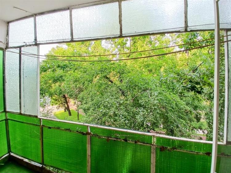 Apartament cu 3 camere decomandat în Centru Civic