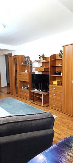 Apartament cu 4 camere decomandat în Aradului