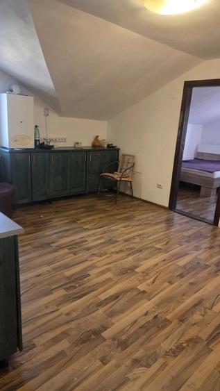 Apartament cu 3 camere decomandat în Ciurea